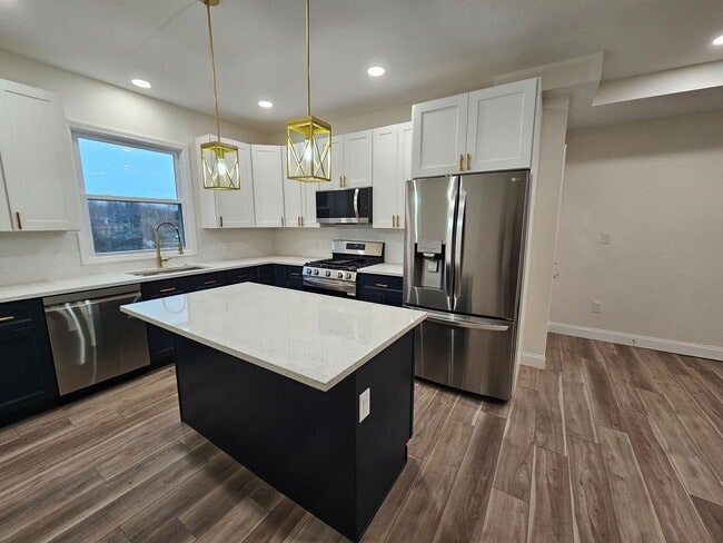 Photo - Amazing all new 4 bed 2.5 Bath House for rent!