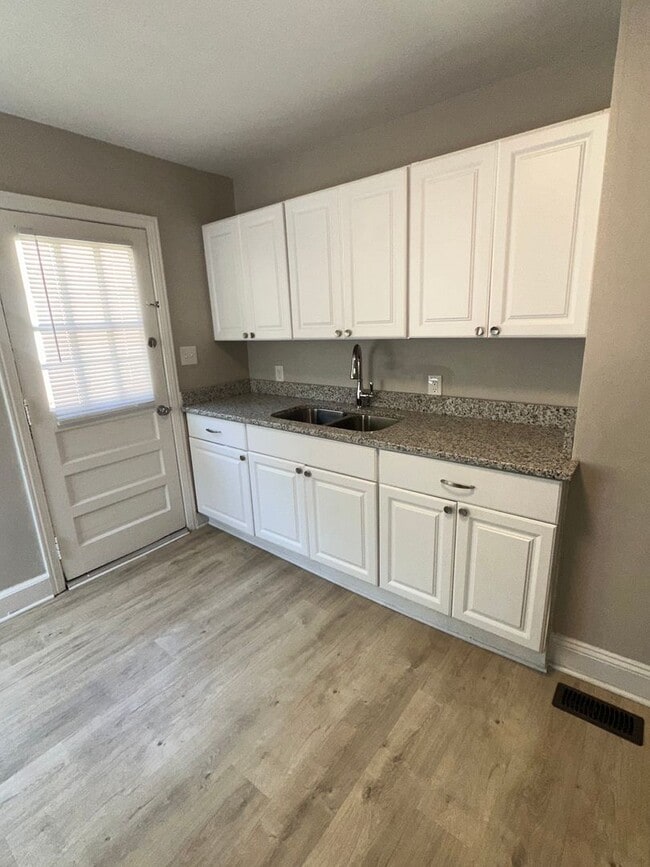 Photo - Discover comfort and convenience in a prime Columbia location!