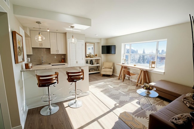 Plaza 209 Apartments