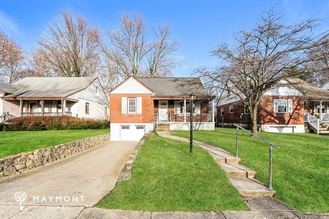 Building Photo - 6920 Gloria Dr