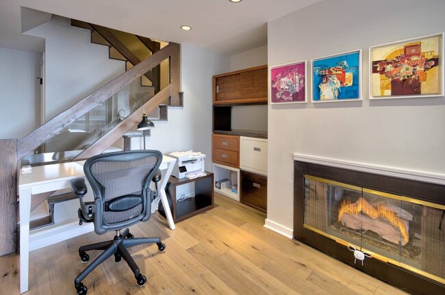 Photo - 1530 Key Blvd