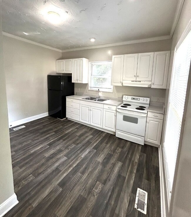 Photo - 621 N Mountain St