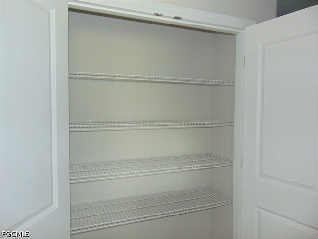 Photo - 7005 Calder Cir