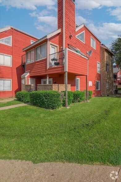 Building Photo - 9825 Walnut St Unit M103 Rental