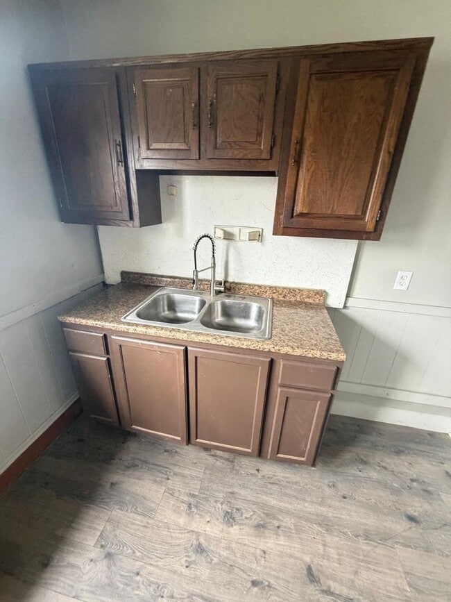 Photo - 9529 Mt Auburn Ave Unidad Upper