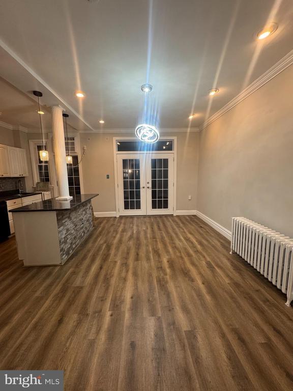 Building Photo - 228 Ascot Pl NE