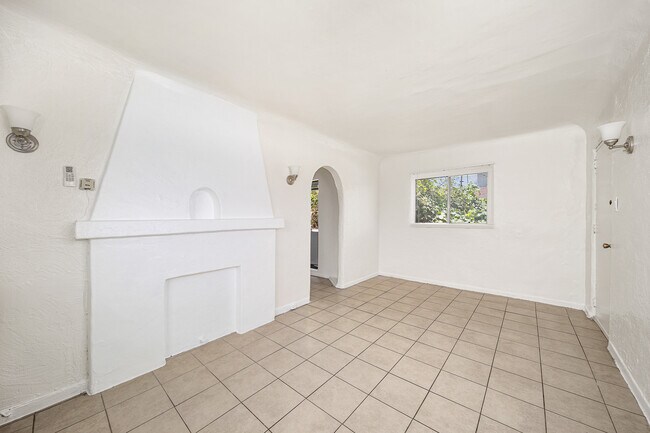 Photo - 5730 Aldama St Unit 5730