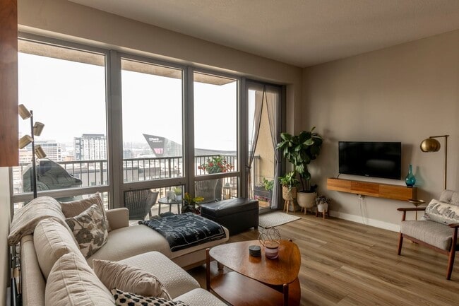 Photo - 929 Portland Ave S Unit 2202, Minneapolis, MN 55404, USA