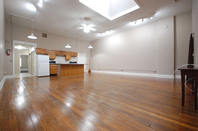Photo - 717.5 Story St Unit 717.5