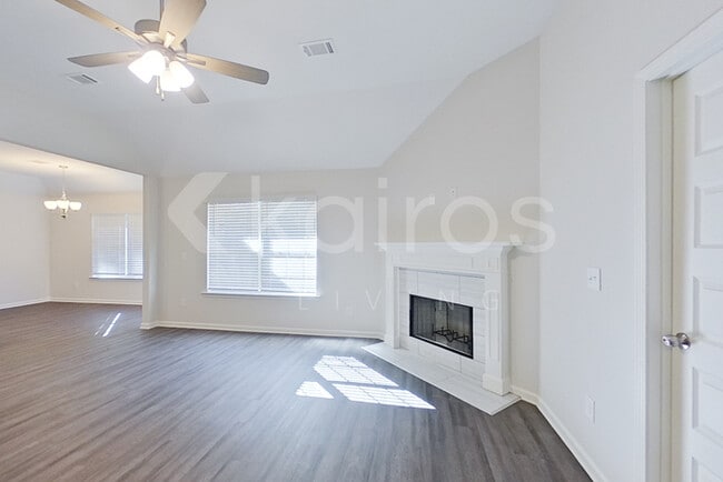 Photo - 253 Magnolia Dr