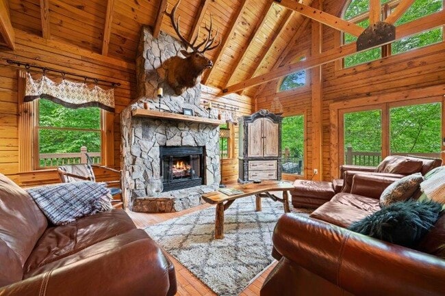 Building Photo - 49 Dandelion Ln