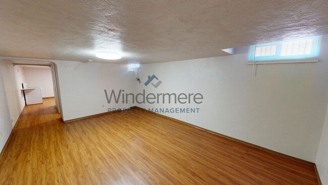 Photo - poplar240 Unit 3