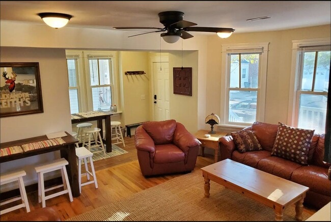 Photo - 41 S Dover Ave