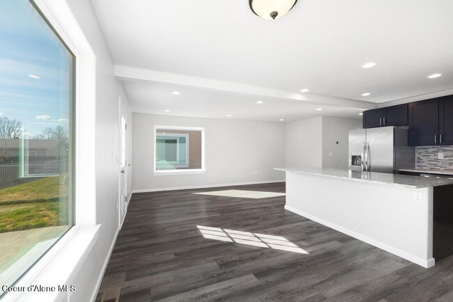 Photo - 2704 N Miami Ct