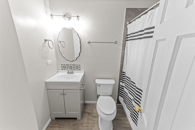 Photo - 2609 Herring Ave