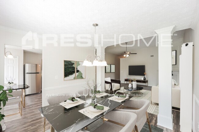 Photo - 7558 Woodbine Pl