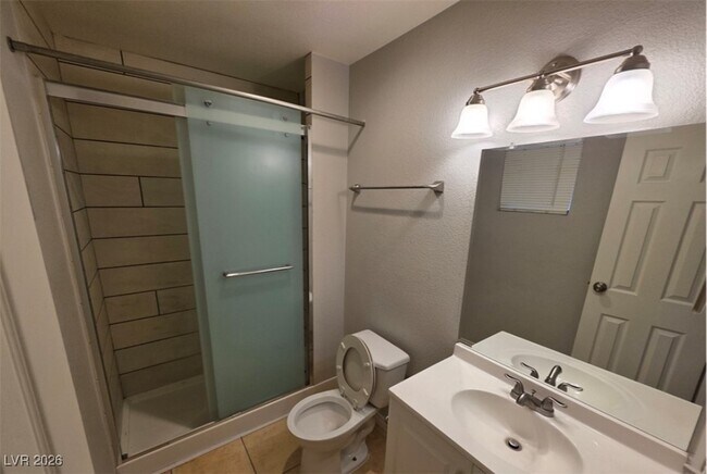 5440 S Swenson St Unit 18