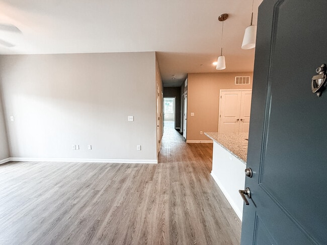4 BR - Entry and Living room