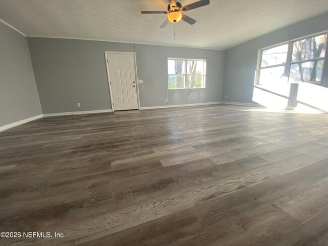 Photo - 13007 Atomic St