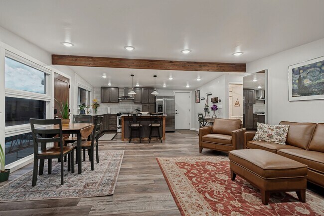 2065 E Bo Mar Dr
