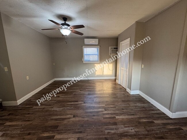 Photo - 49 Christopher Ln Unit #2