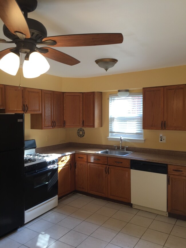 Cocina - 105 Garfield Ave Unidad Two family home