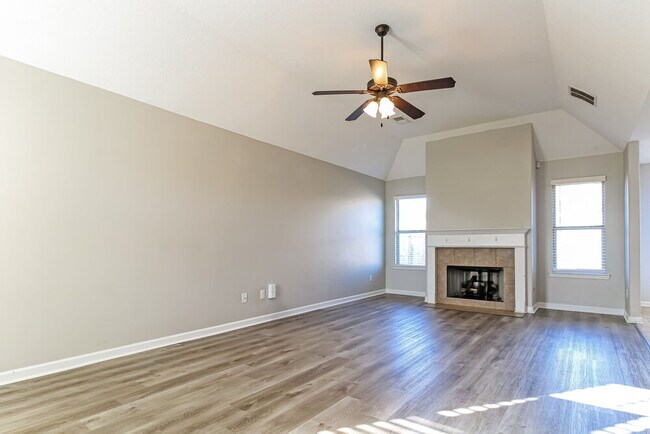 Photo - 85 Willow Springs Ln