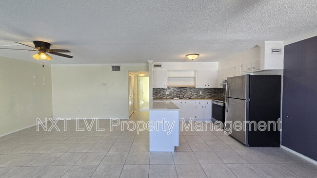 Photo - 6777 Winkler Rd Unit #174