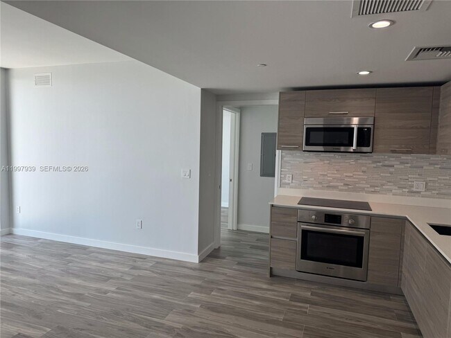 Photo - 1300 S Miami Ave Unit 4007