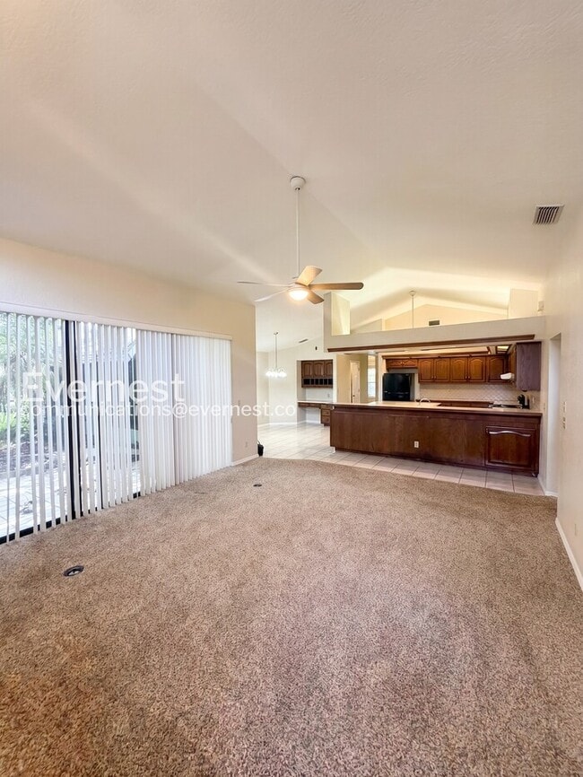 Photo - 2891 Deer Hound Way
