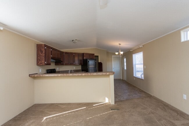 Photo - 15716 Country Way