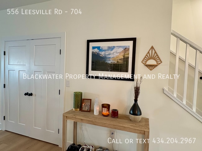 Photo - 556 Leesville Rd