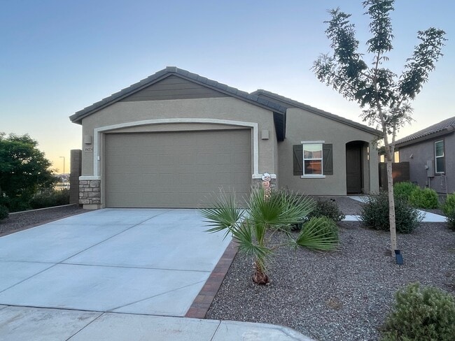 38024 N Longbow Dr