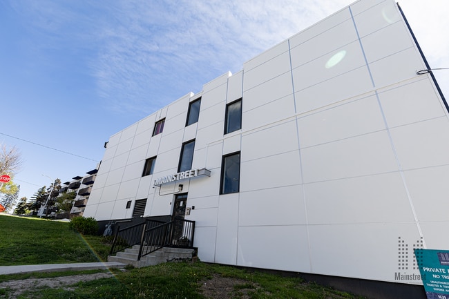 Photo - Grapes Manor