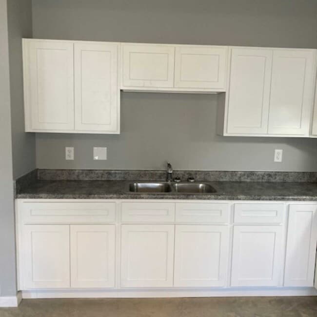 Photo - 5608 Pembroke-Fairview Rd