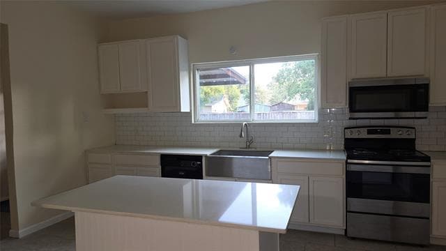 Photo - 608 W 6th St