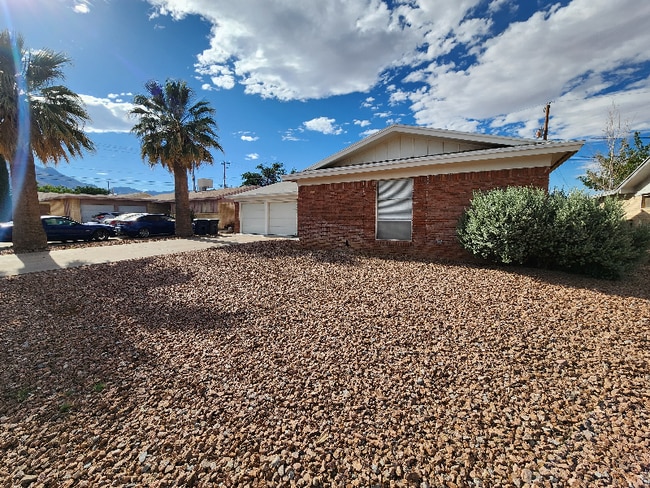 Photo - 5109 Bastille Ave