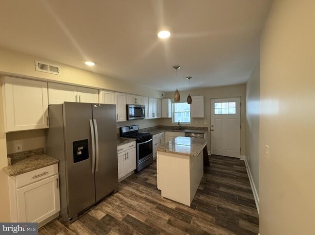 Photo - 1422 Richardson St