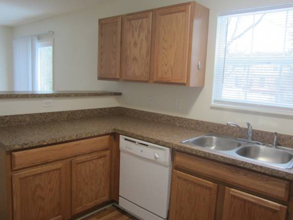 Photo - 8335 Bruntsfield Rd