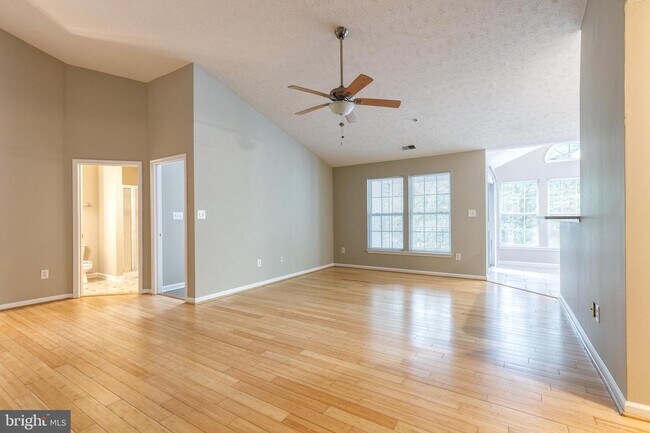 Photo - 2 bed 2 bath condo in sought after Piney O...