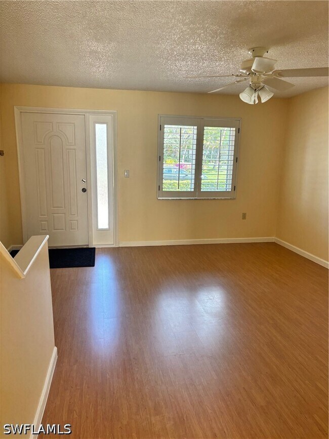 Photo - 296 4th Ave S Unidad 296