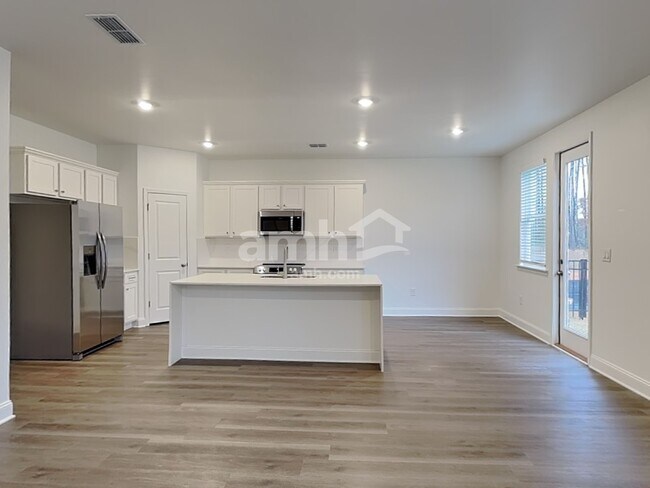 Photo - 1498 Aquamarine Dr