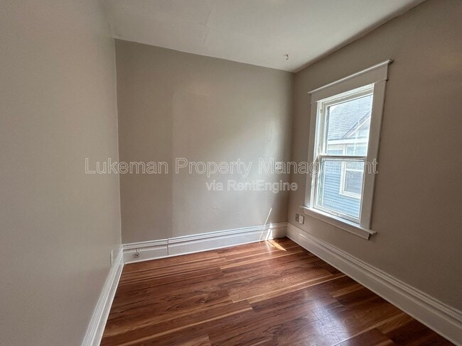 Photo - 1320 S Westnedge Ave Unit 4