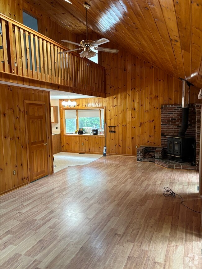 Building Photo - 25 Lovewell Pond Rd Rental