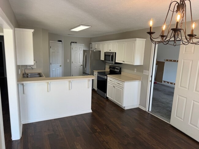 223 Sand Fox Pl