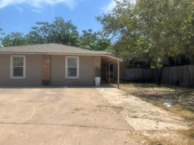 Photo - 901 Fieldwood Dr
