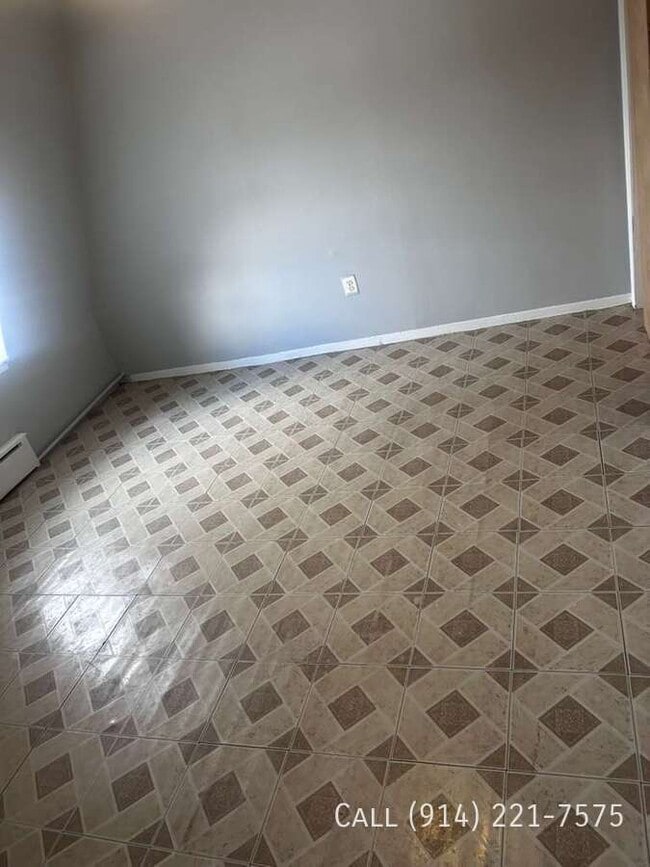 Photo - 44 Vineyard Ave