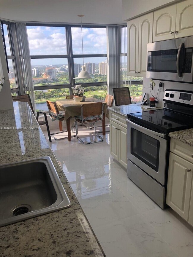 Photo - 3500 Mystic Pointe Dr Unit 3004