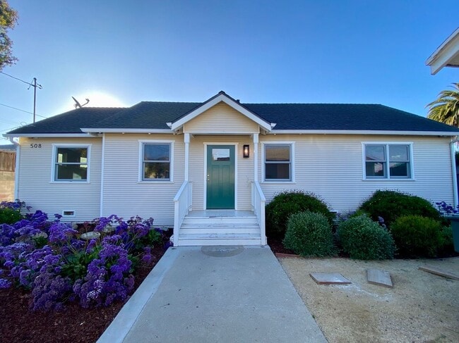 Building Photo - 508 Sheridan Way