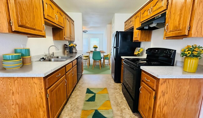 Photo - 5942 NE 42nd St